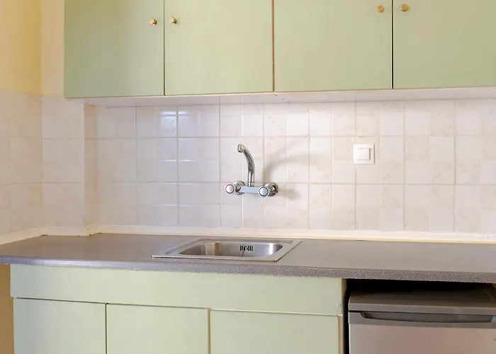 Hotel George And Marios